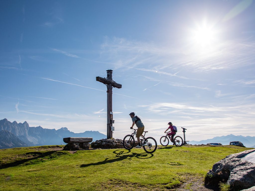 Jeder Gipfel, jede Stempelstelle ist ein Highlight – hier auf dem Stoneman Taurista.