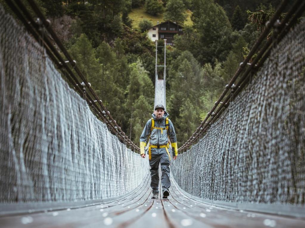 Mit ihren 280 Metern ist die Goms Brücke ist ein echtes Highlight der Route!